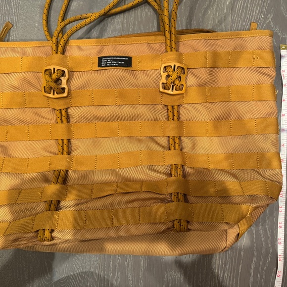 Nike RPM Tote Bag - Picture 7 of 8